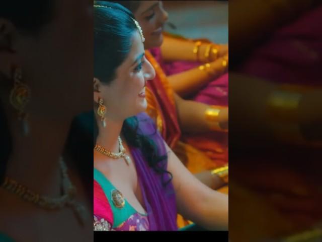 Hot Varalakshmi Sarath Kumar In MadaGajaRaja Movie #ytshorts #celebrity #celebrityhotspot #navel