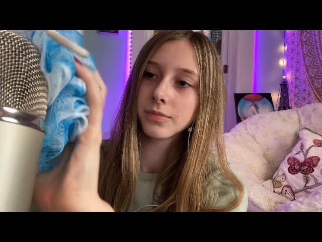 ASMR | Triggers on the mic