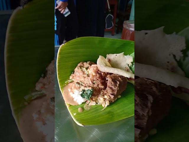 Pecel Yuk Gembrot Madiun