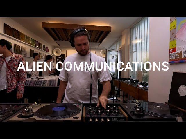 Yoyaku instore session with Alien Communications