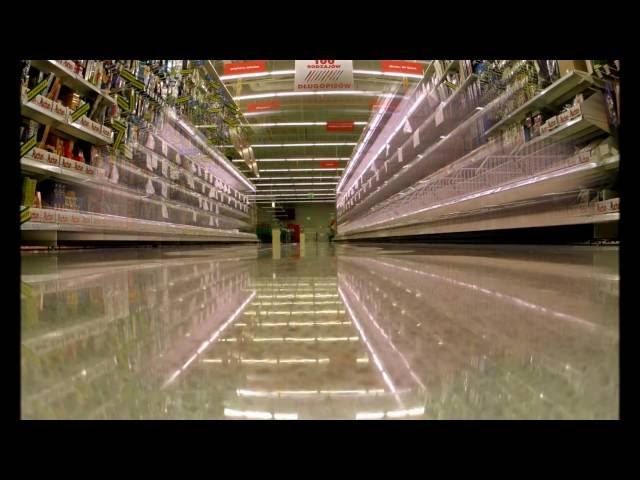 Polished concrete floor in a supermarket