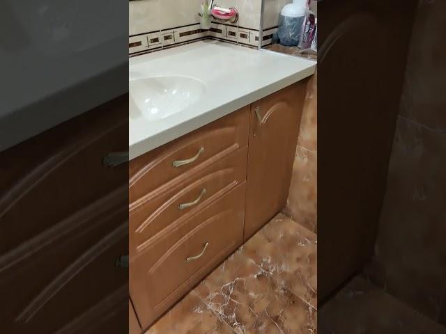 Столешница из искусственного камня в ванную комнату