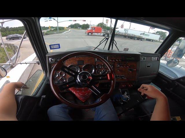 POV / TRUCK DRIVING KENWORTH