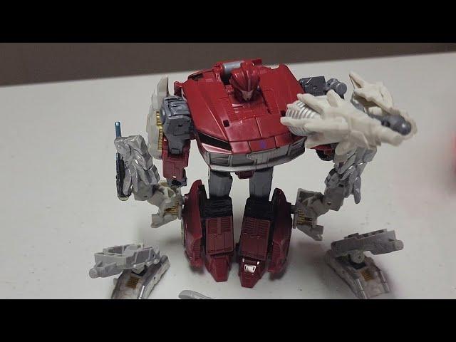 Transformers Toy Review - Armorizery Combining Knockout, Terasaur, & Wheel Jack