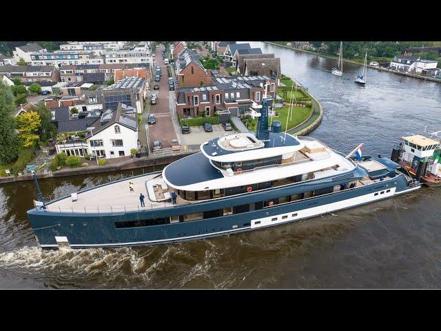 The 59.9m/ 196.5ft Feadship B (ex Project 713)