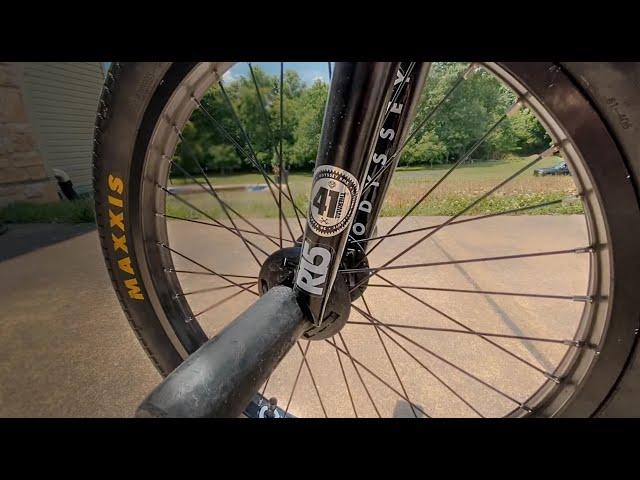 RIDING THE NEW R15 ODYSSEY FORKS