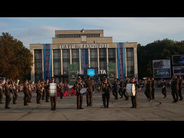 Дом Солнца и военный оркестр День Города Житомир