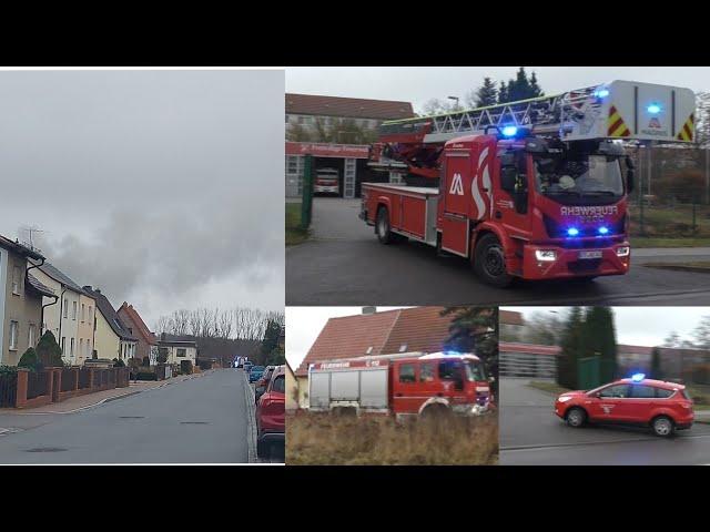 [SIRENENALARM] Neue DL(A)K42! + Ankommende FFler // Einsatzfahrten zum Garagenbrand in Jeßnitz