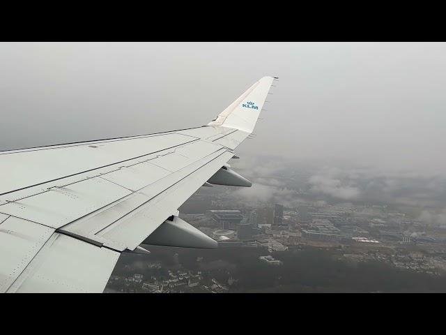 Luxembourg Aéroport international Décollage KLM  E175 E 190 / Luxembourg Take off KLM