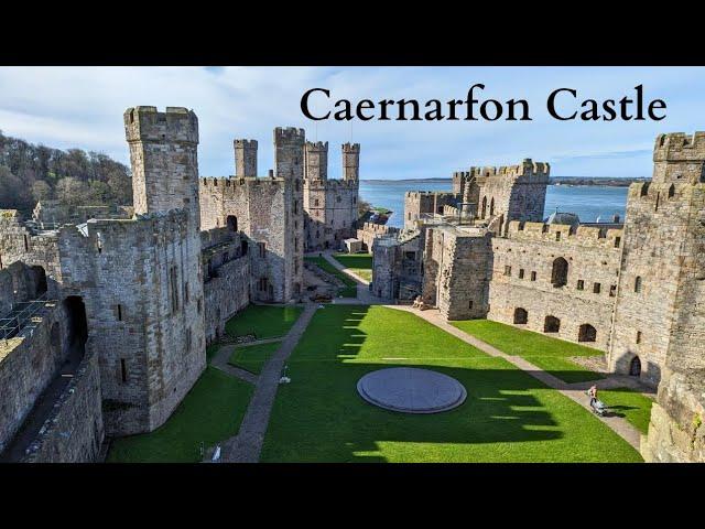 Caernarfon Castle History / King Edward I’s Mighty Medieval Fortress