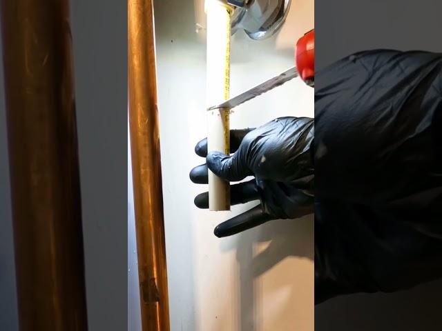 Replacing a water pressure regulator on CPVC pipe  #plumber #plumbing #shorts