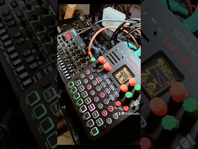 #sonicware #lofi12xt #rolands1  laboratory Live