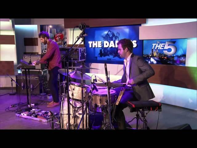 The Darcys perform live on The 5