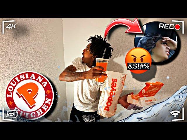 THROWING MY GF FOOD OUT THE WINDOW PRANK GONE WRONG * SHE BROKE UP WITH ME *