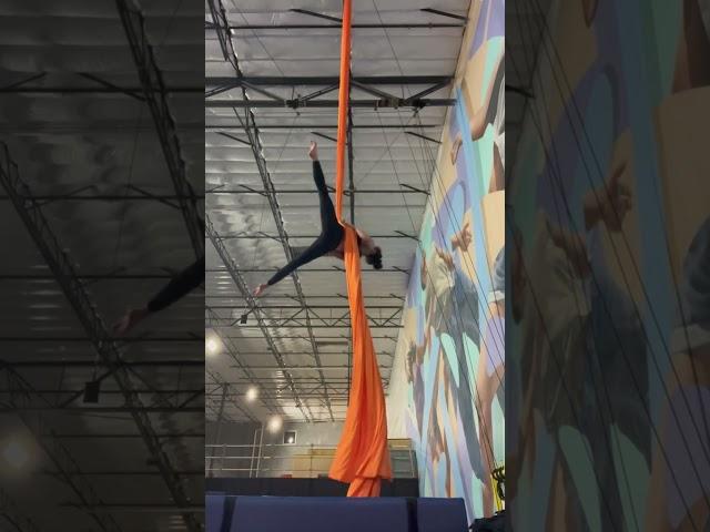 Aerial Trick #fyp #aerial #aerialist #silks #trick