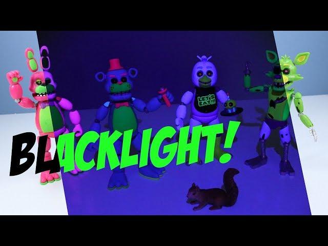 Five Nights at Freddy's Blacklight Action Figures Funko Toy Review