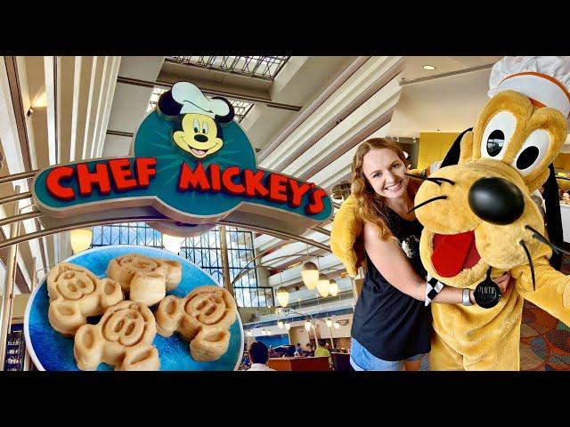 Breakfast at Chef Mickey's | Disney Character Dining at Disney's Contemporary Resort & Magic Kingdom
