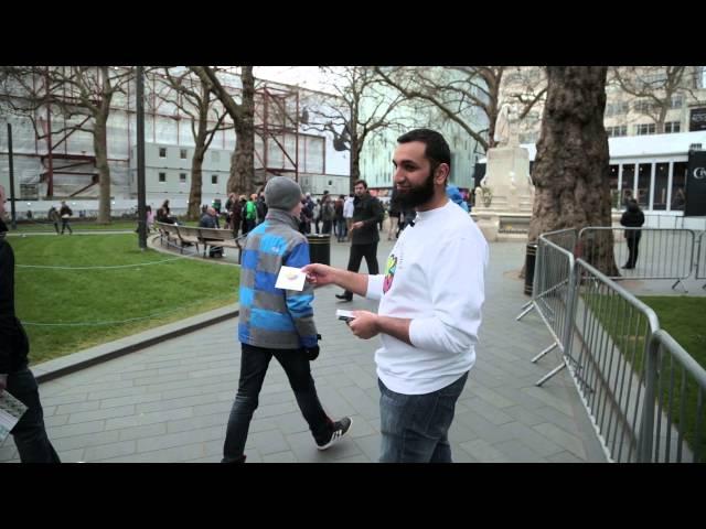How do you invite to Islam, give dawah, on the streets?