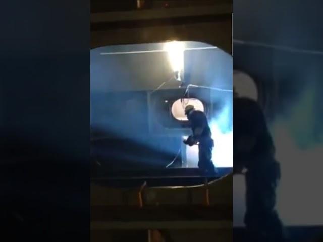 Robotic welding machine