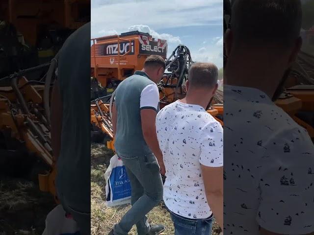 Сівалка MZURI з приставкою для проспаних культур Precision Planting