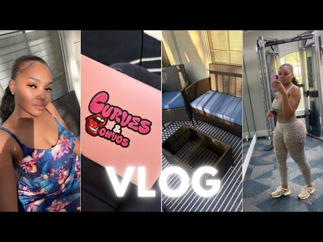 WEEKLY VLOG + NEW COST WAY PATIO FURNITURE + FIGHT NIGHT + SHOPPING + MORE