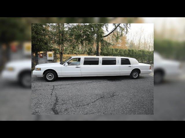 LIMOUSINE LINCOLN TOWN CA