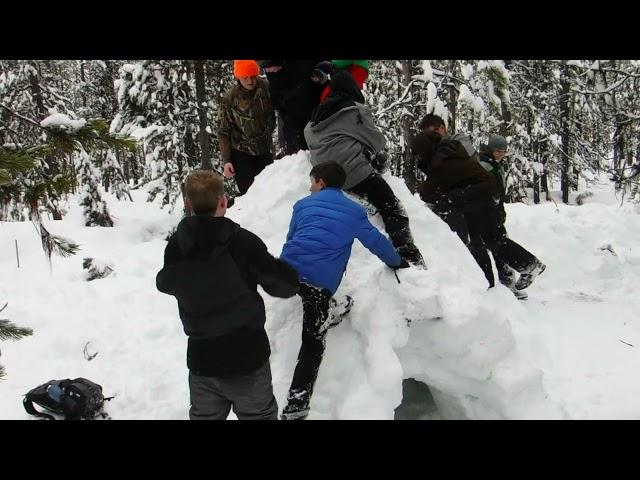 How strong is an igloo?