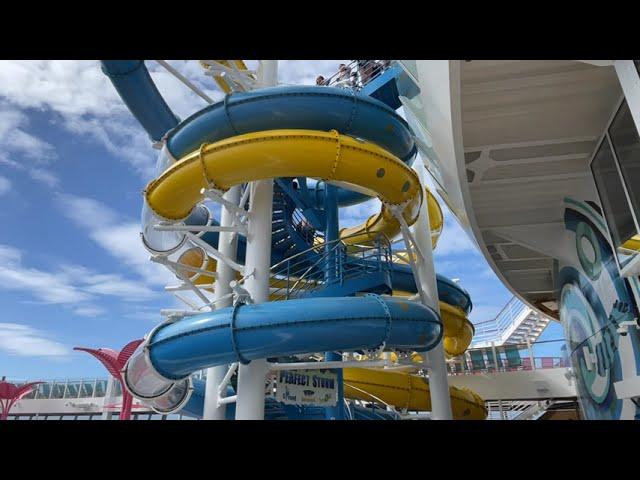 Lido Deck, Pools & Waterslides | Deck 15 | Utopia of the Seas @RoyalCaribbean #cruiseship