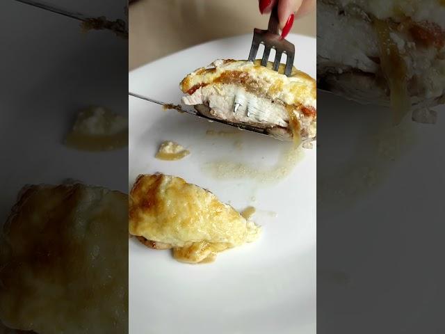 нежная куриная грудка с помидорами