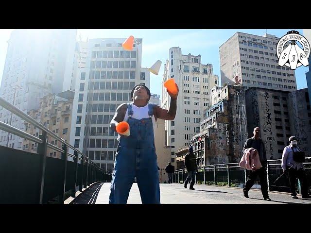 IJA Tricks of the Month by Alhio Louco from Chile | Juggling shaker cup