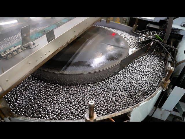 Process for mass producing bearings. A bearing factory boasting Japan's number one production volume