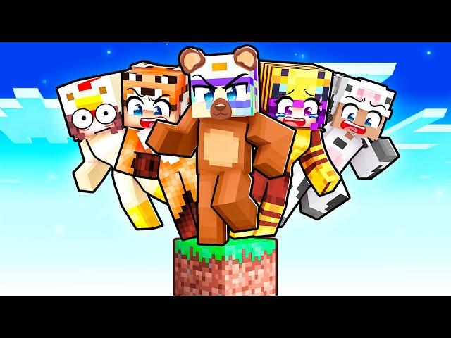 10 FRIENDS on one ANIMAL BLOCK in Minecraft!