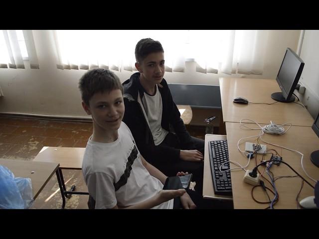 Дистанційна кормушка для риб
