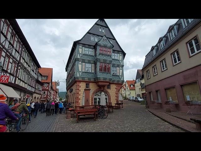 Sightseeing-Tour in Miltenberg [english subtitles]