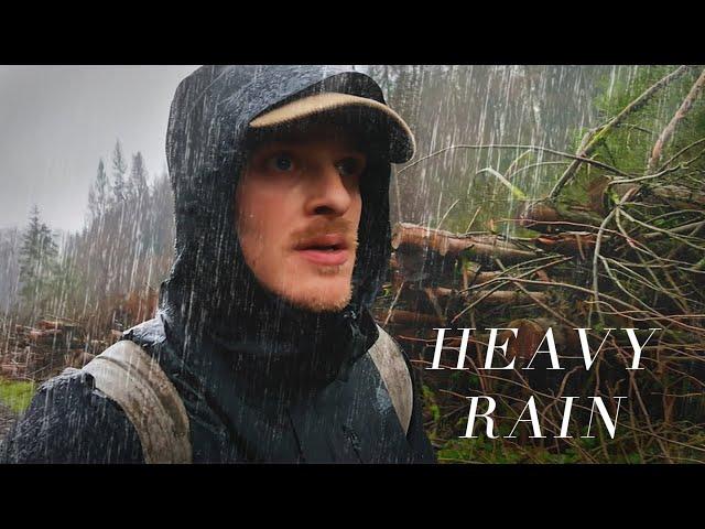 Silent Hiking 16 km in Heavy Rain and Rugged Terrain (Solo)