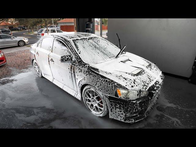 Washing an Abandoned Mitsubishi Lancer Evo X for the First Time in 2 Years!