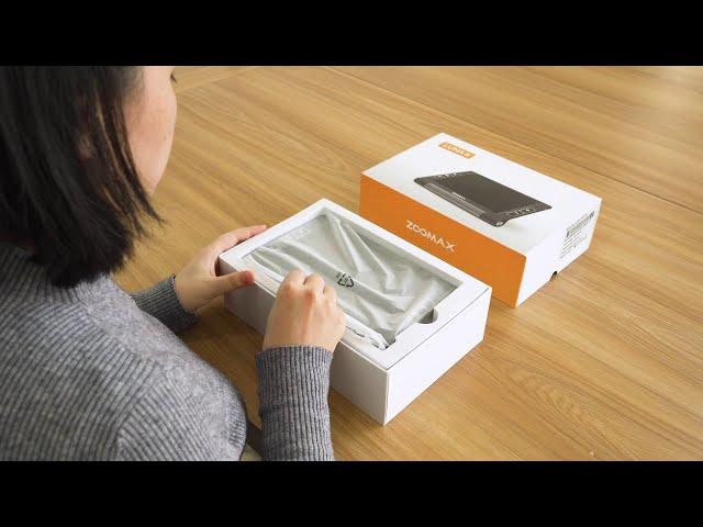 Unboxing Luna 8 - Zoomax Electronic Video Magnifier for Low Vision