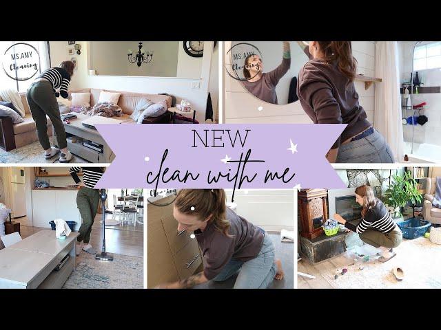 *NEW* CLEAN WITH ME! // LIVING ROOM & BATHROOM CLEANING MOTIVATION