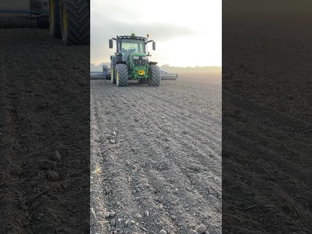 Zu schön für die Kamera! #sunset #johndeere #landwirtschaft #viralvideo #farm #agriculture