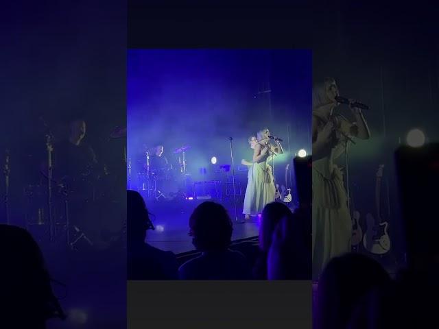 BGM Aurora - Runway Perform 