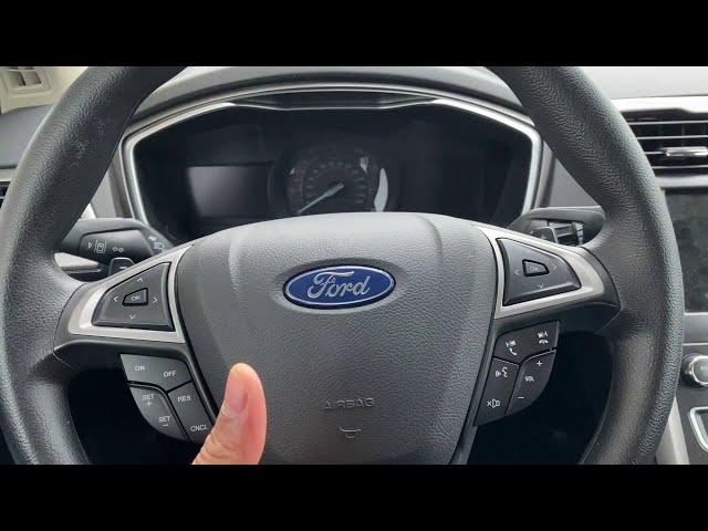 Ford Fusion – How to open the gas cap/fuel door