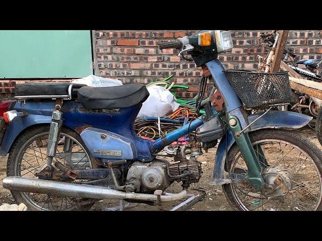 Completely Restoration Old Broken HONDA Super Cub 1982 // Restoring the old 1982 HONDA Cub broken