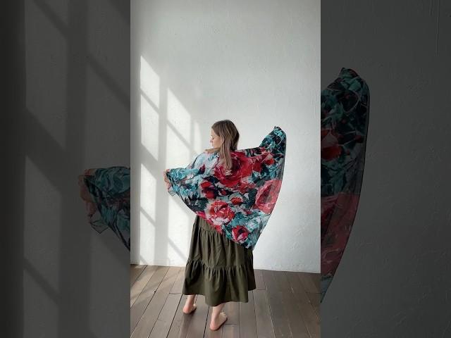 Мои новые платочки с «Розами» ссылка в описании #платок #мода #art