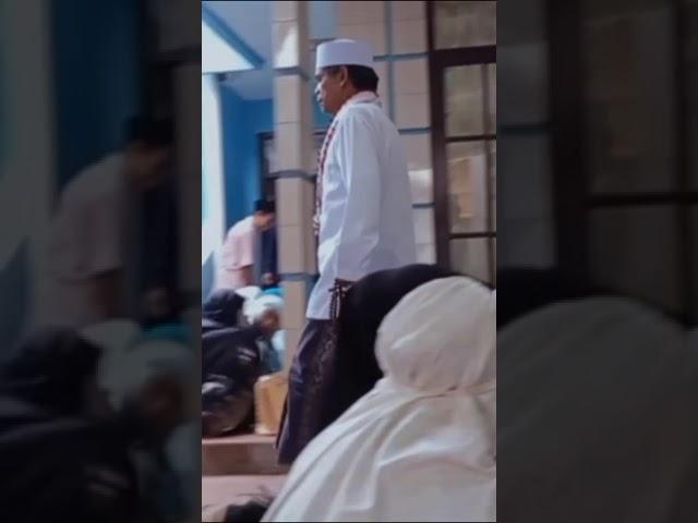 Kh. Salim Hidayat (Pimpinan ponpes al hasbie darul mukarom-Rancamaya)