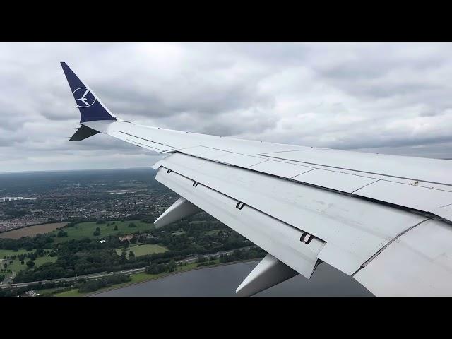 LOT Polish Airlines Boeing 737Max8 Landing at London Heathrow Airport (LHR) | Harsh Braking!