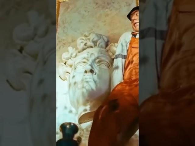 Равшан и Джамшут разнесли Третьяковку #нашараша #тнт #камедиклаб #shorts #равшан #третьяковка #топ
