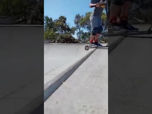 A quick run at the local #scooter #scooterer #skatepark #scoot