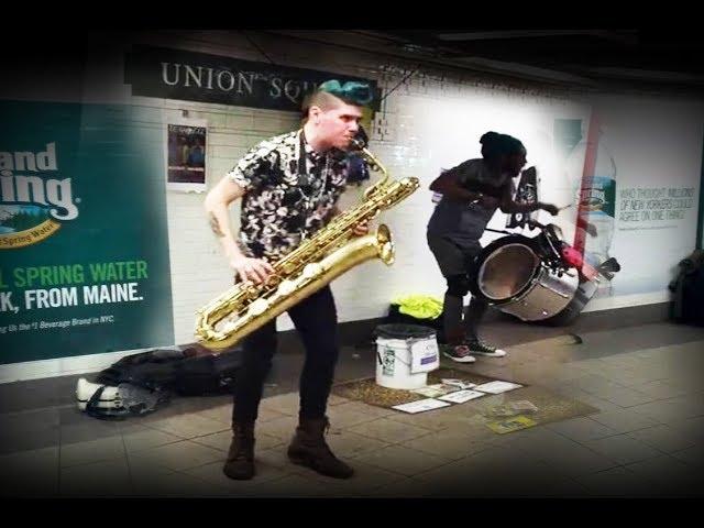 Пацаны отжигают в метро Нью-Йорка на Юнион Сквер. Cool Jazz underground New York Union Square