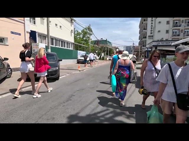 Кабардинка: Пройду по Абрикосовой (о парковке). Kabardinka: Walk along Abrikosova (about parking).