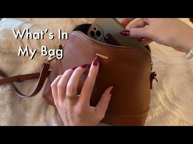 ASMR What’s In My Bag! Tapping & Scratching Through My Daily Bagᵕ̈ No Talking